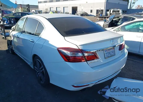 2017 Honda Accord Sport Se z USA, uszkodzony, nr VIN 1HGCR2F13HA275724